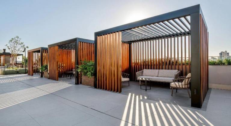 Holiday apartment with patio & pool — photo 5