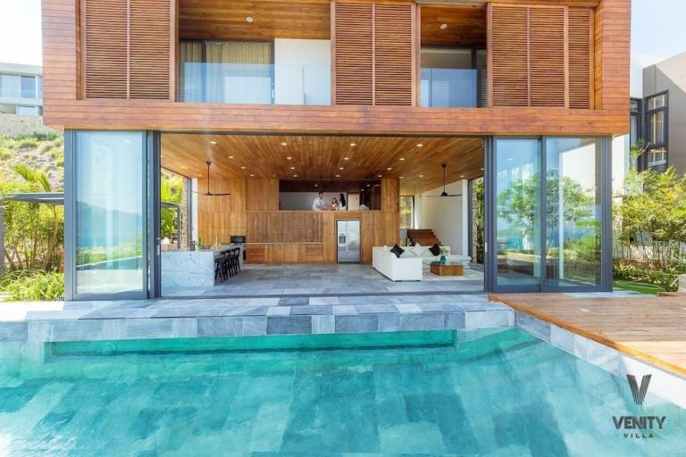 Villa Cầu Đá