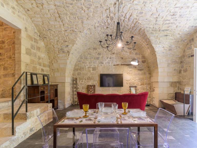 Holiday apartment with yard & terrace | Next to Duomo of San Giorgio | Pets allowed — photo 2