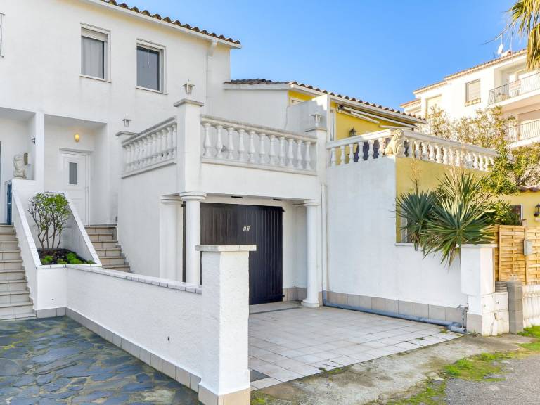 Casa  Santa Margarita