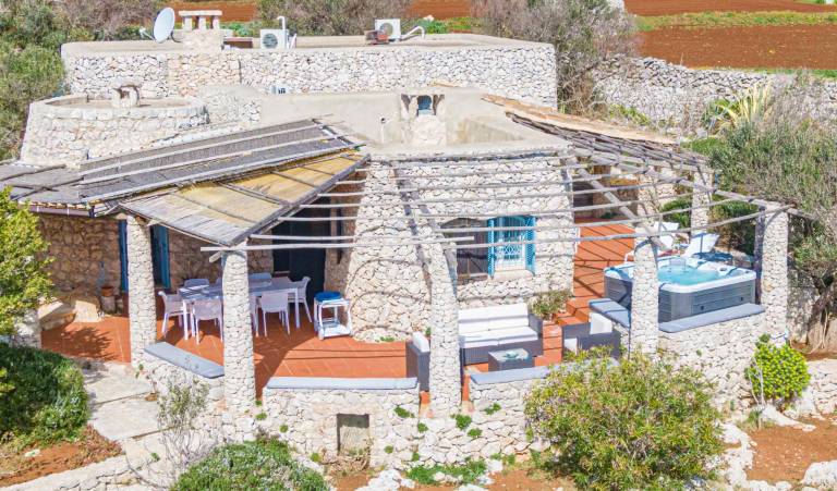 Villa with heated jacuzzi and 180° sea view — photo 4