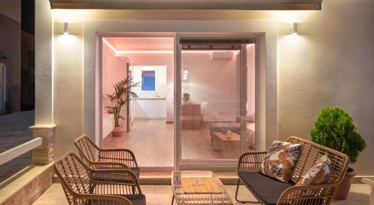 ETHOS Luxury Home - Seaview Villa with Hot-Tub! — photo 5