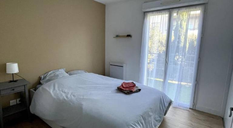 Rental apartment with 2 rooms for 5 persons — photo 2