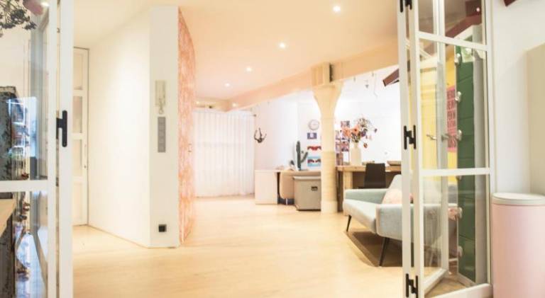 Flo's Atelier - Family studio NOTE studio is adjacent to Flo's apartment in Amsterdam