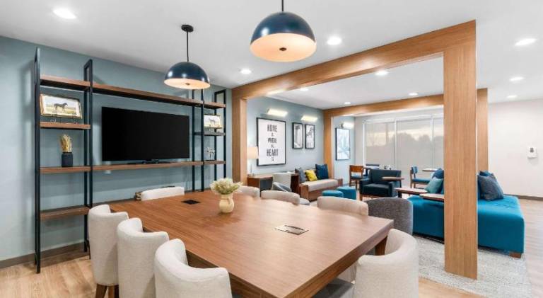 Everhome Suites Lexington - Horse Park — photo 2