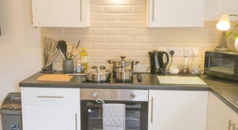 Apartment | Near Cardiff Castle — photo 5