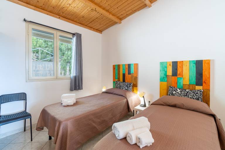 Studio 'Mandarino - Fiumara Val Di Noto' with Mountain View, Wi-Fi and Air Conditioning — photo 5