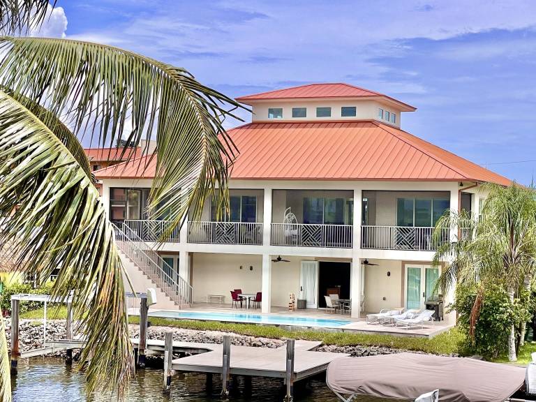 House  North Naples
