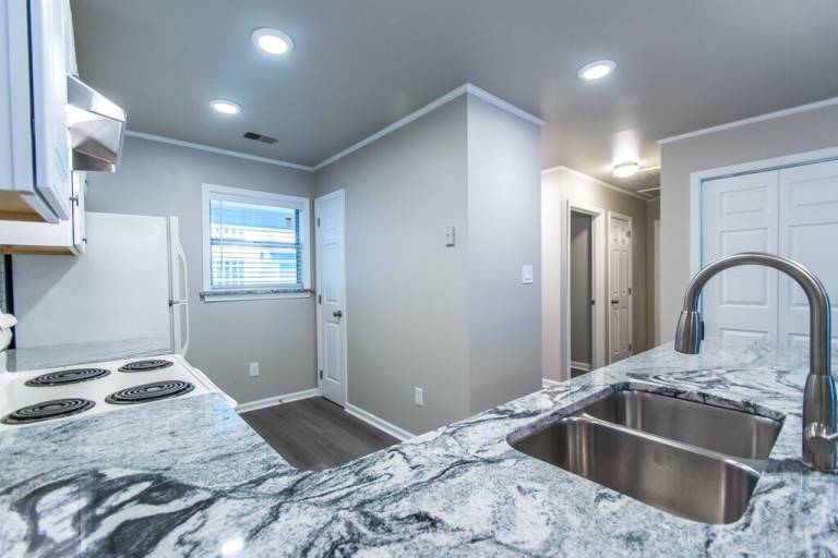 Condo Hampton