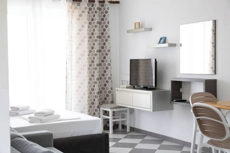 Aparthotel Ksamil