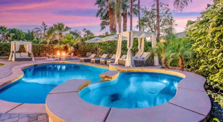 Vacation home with jacuzzi & pool | Good for workation | Pets are welcome in Indio, CA