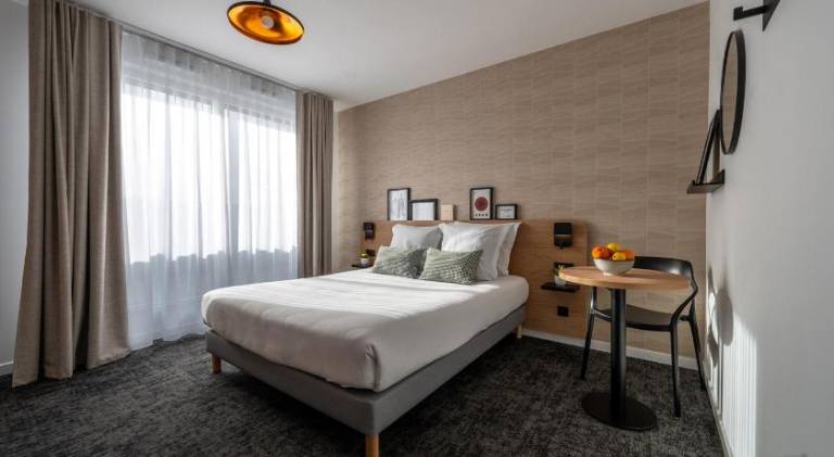 Serviced apartment with pool | Pets allowed — photo 2