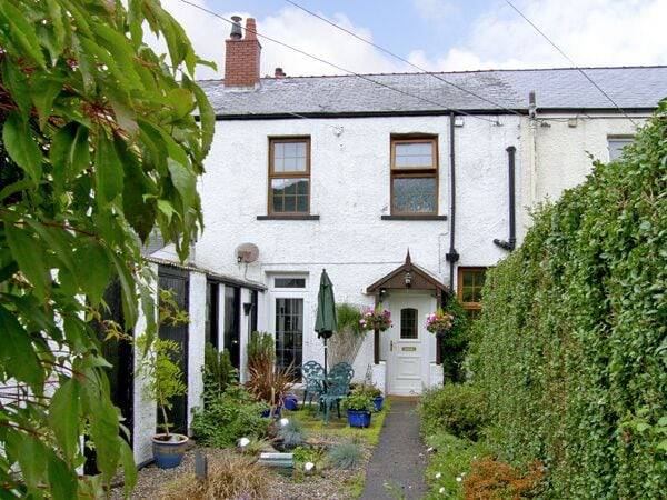 Cottage  Llwyngwril