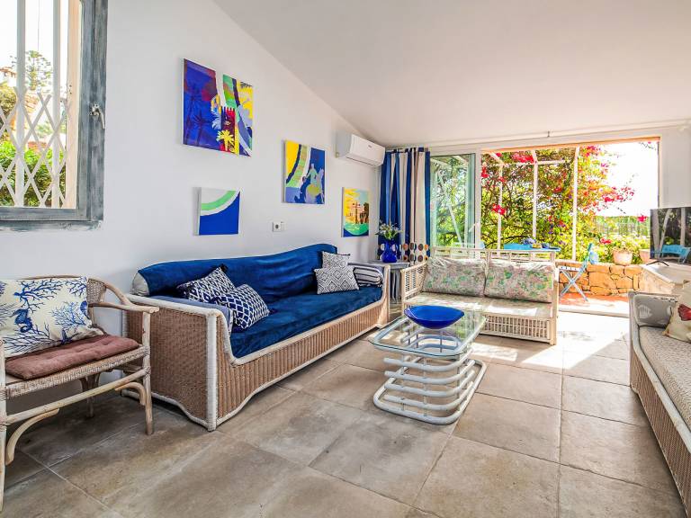 Fully equipped rental apartment with patio & garden | Sea view | Next to the beach | Pets allowed — photo 4