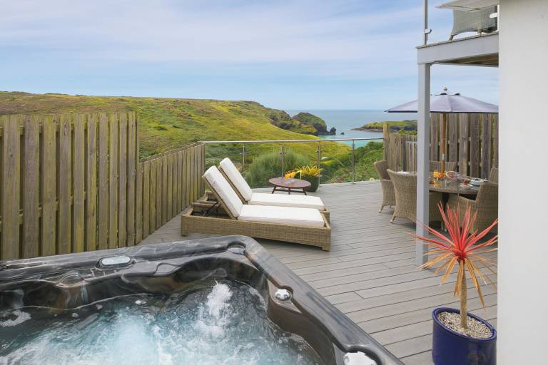 Cottage  Cadgwith