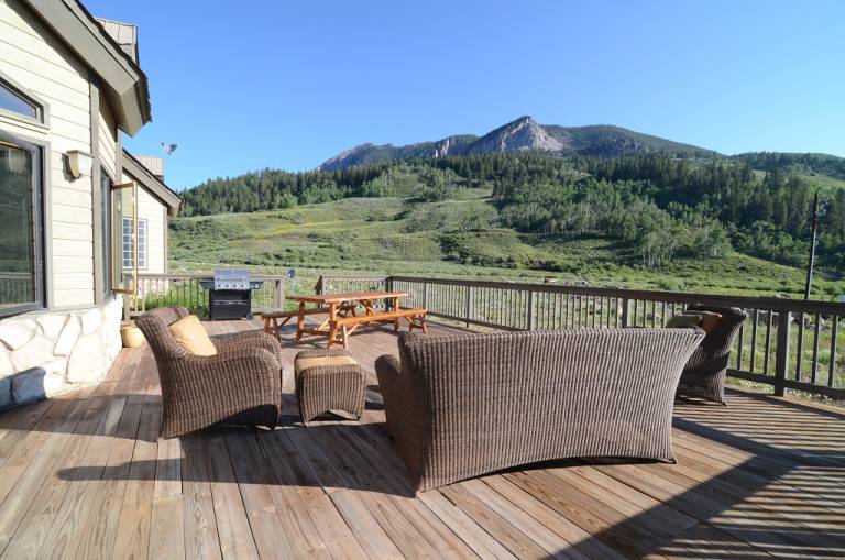 Fully equipped house with grill | Pets allowed in Gunnison, CO