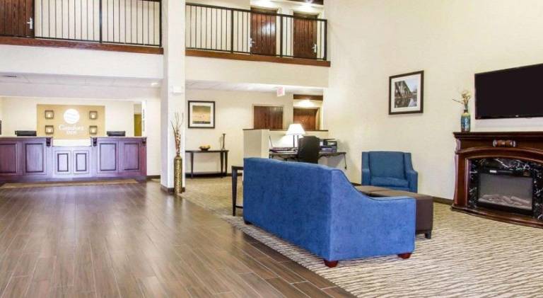 Comfort Inn Poplar Bluff North — photo 4