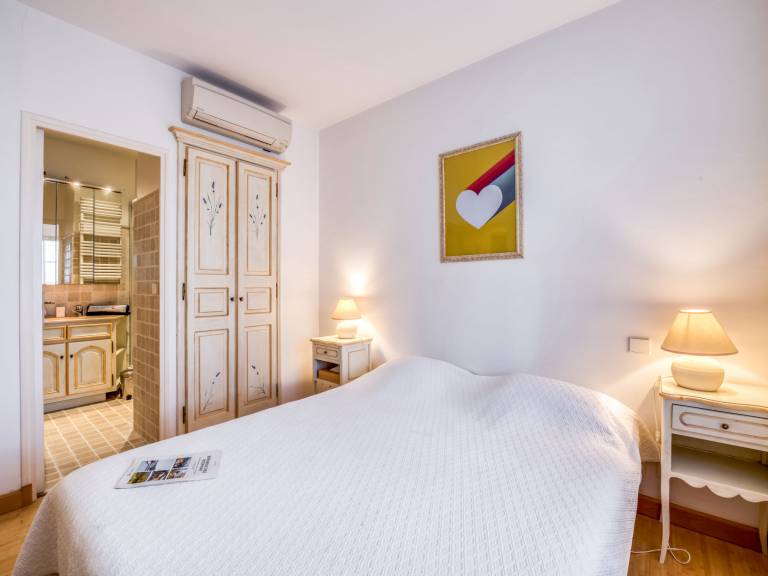 Apartment with 2 rooms for 4 persons — photo 3