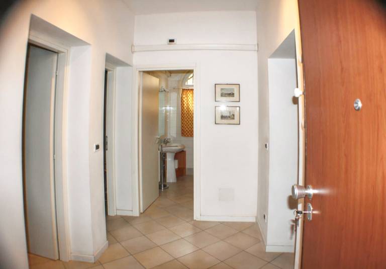 Apartment with 2 rooms for 5 persons — photo 2