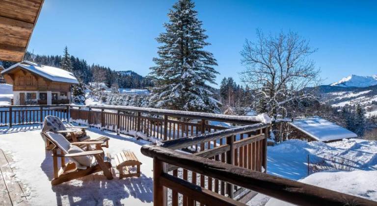 Chalet with hot tub | Ski nearby | Pets allowed — photo 3