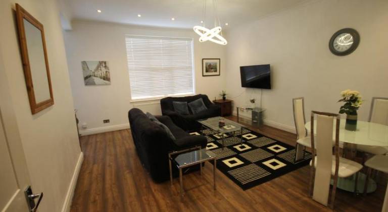 Rental apartment with 2 rooms for 6 persons in Hayes