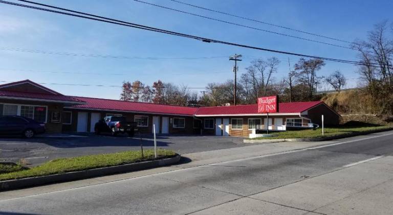 Budget Inn Breezewood in Breezewood, PA
