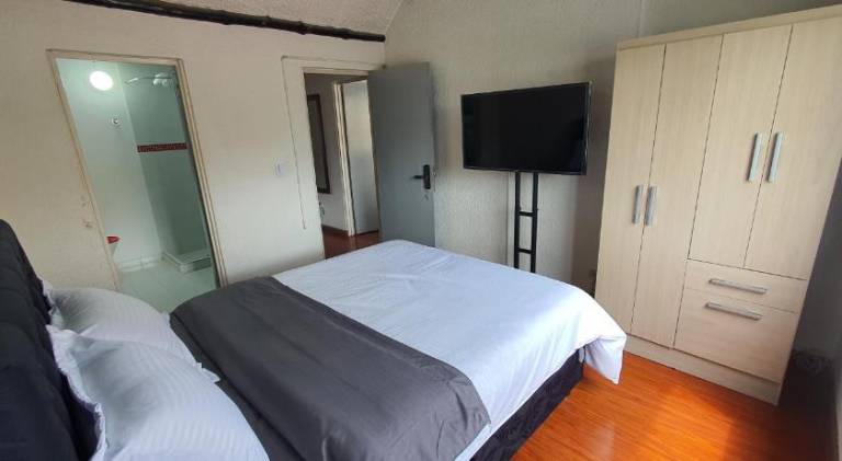 Portal Norte 170 ACOGEDORAS HABITACIONES CON TODOS LOS SERVICIOS in Bogotá