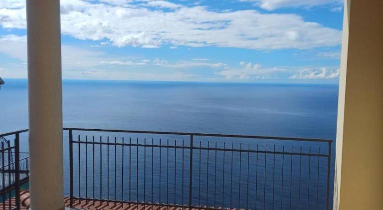 Vacation home with 3 rooms for 8 persons in Agerola