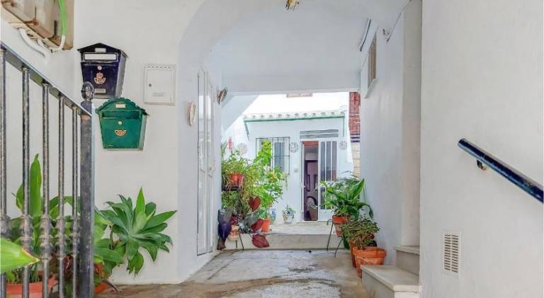 Rental apartment with 2 rooms for 4 persons — photo 4