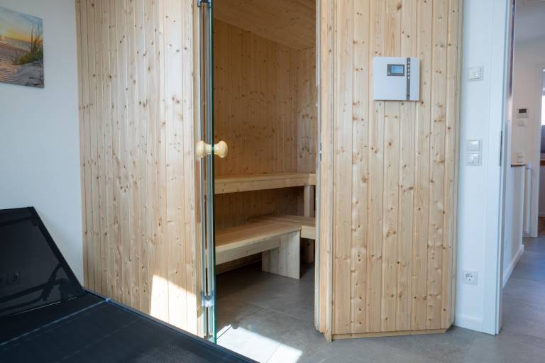 Vacation home with barbeque, sauna & garden — photo 5