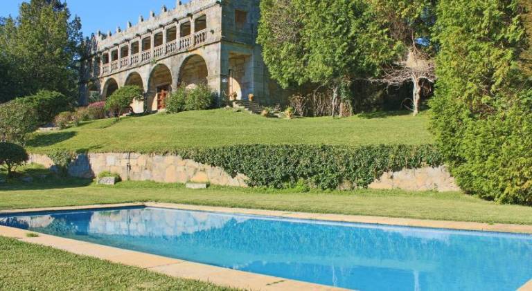 Villa with pool in Vigo