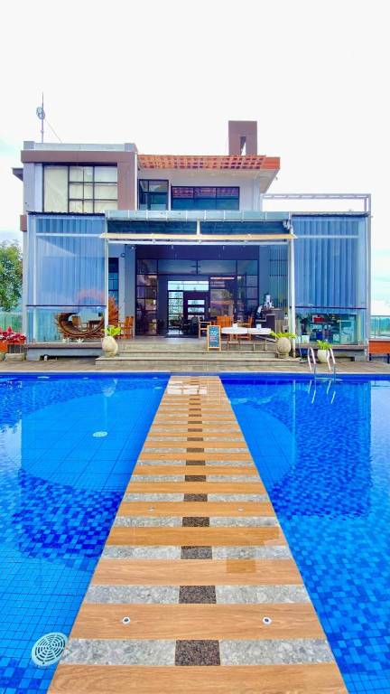 De Pointé Resort & Resto