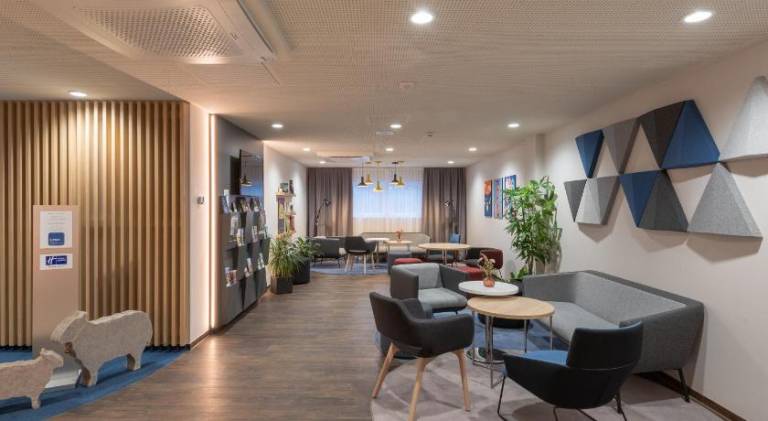 Holiday Inn Express Hamburg South A7 AS42 By IHG — photo 3