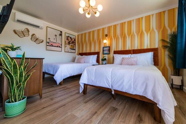 Motel  Trenton