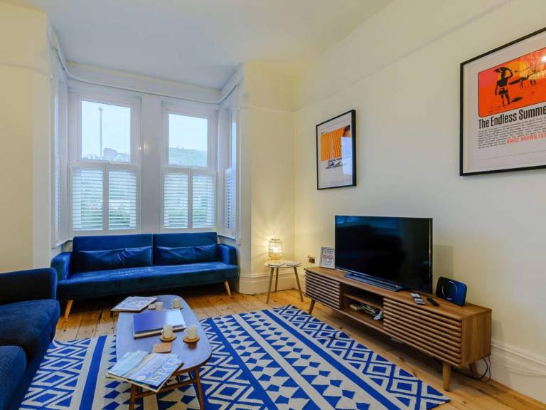 Fully equipped cottage with yard & barbeque | Next to the beach | Pet-friendly in Margate