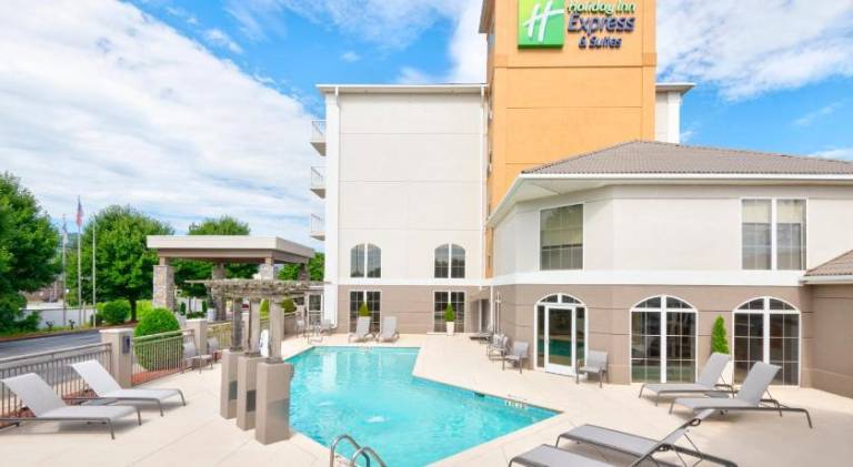 Holiday Inn Express & Suites Asheville SW - Outlet Ctr Area By IHG in Asheville, NC