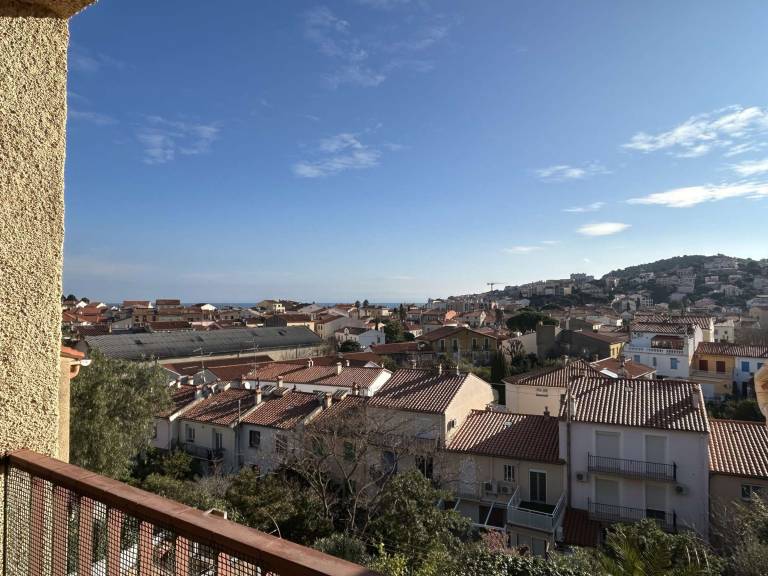 Apartment with 1 room for 5 persons — photo 2