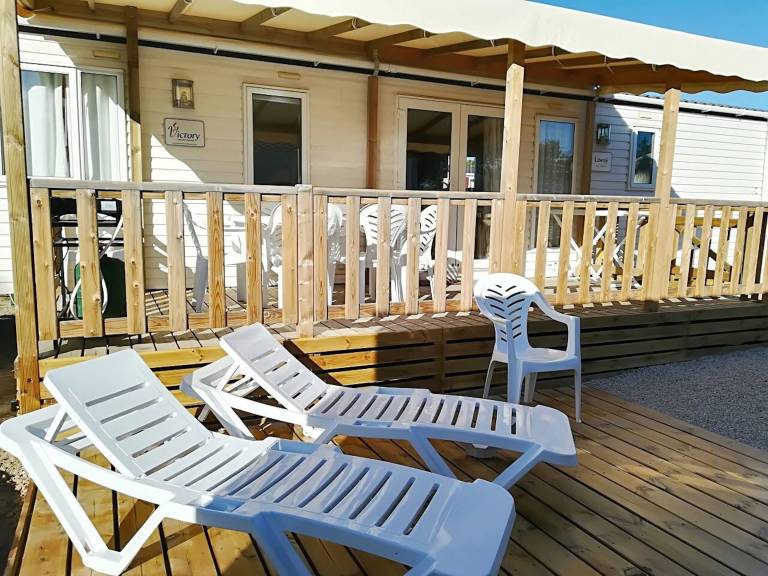 Vacation home with pool, terrace & barbeque — photo 3