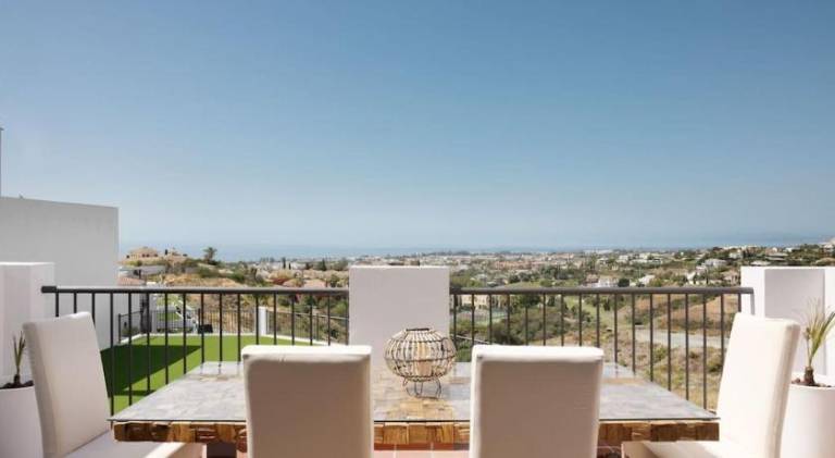 Rental apartment with pool in Benahavis