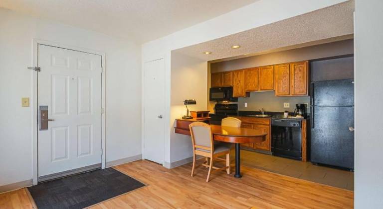Studio 6 Extended Stay - Greensboro, NC — photo 4