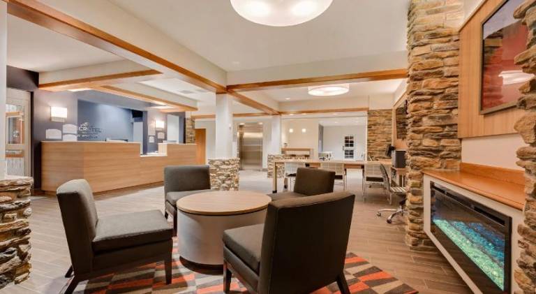 Microtel Inn & Suites by Wyndham Clarion — photo 3