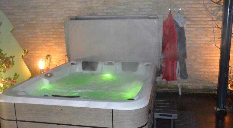Bed & Breakfast  Ieper