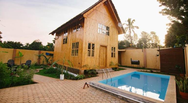 Charming house with pool | Pets are welcome in Moshi