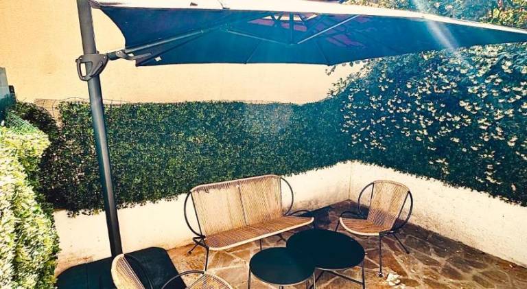 Charming holiday apartment with patio | Near Place Masséna | Next to the beach | Pets are welcome — photo 4