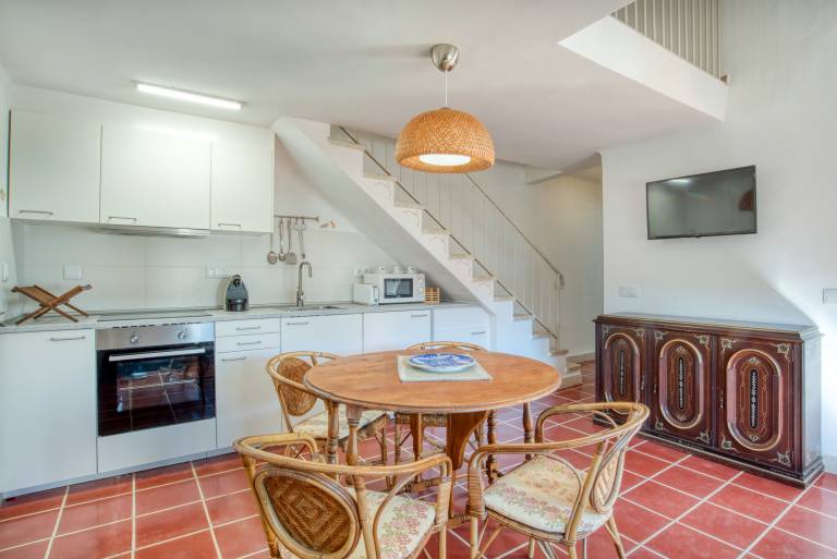 Beautiful apartment with garden, terrace & fast internet | Garden view | Beach nearby | Dogs allowed — photo 5
