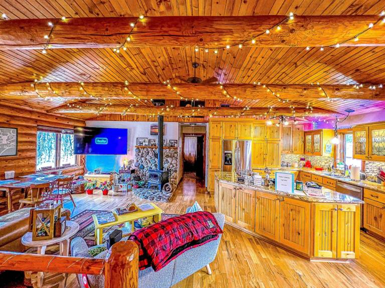House  Delafield