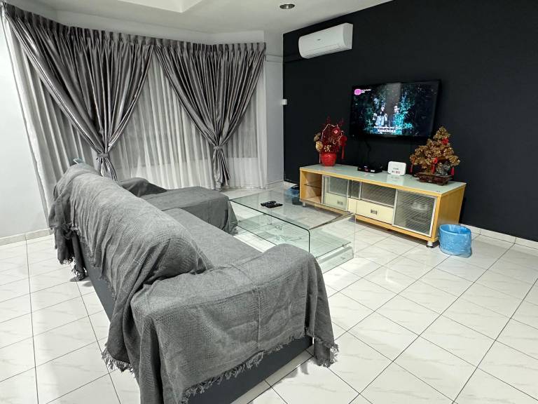 1800 m&sup2; Ferienhaus