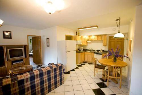 Abbey Archway Inn — photo 4