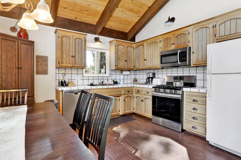 Cabin with barbecue | Lake view — photo 4