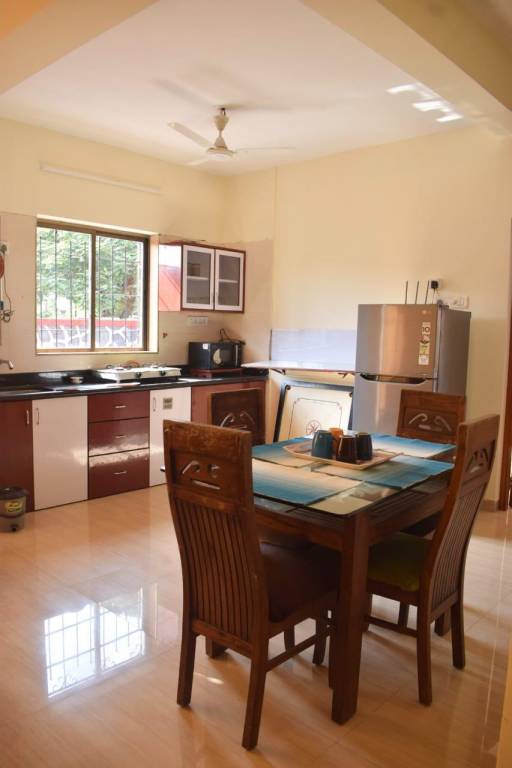 Bungalow with pool — photo 4